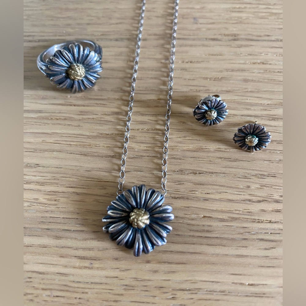 Lagos Daisy Silver jewelry